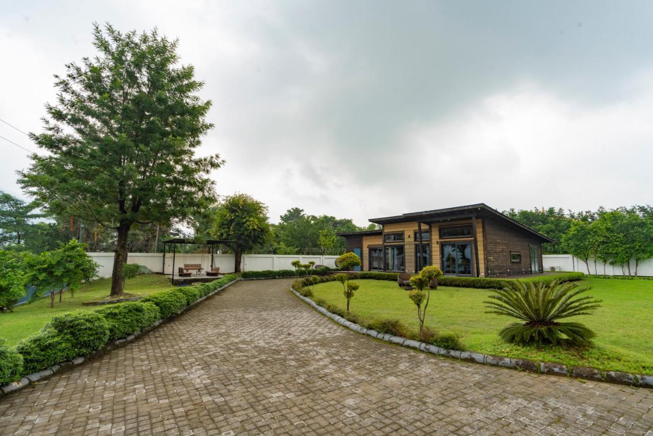 Saffronstays Paradise Pines, Dehradun - Cliff Villa With Valley & Forest Views Экстерьер фото