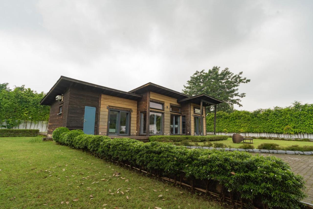 Saffronstays Paradise Pines, Dehradun - Cliff Villa With Valley & Forest Views Экстерьер фото