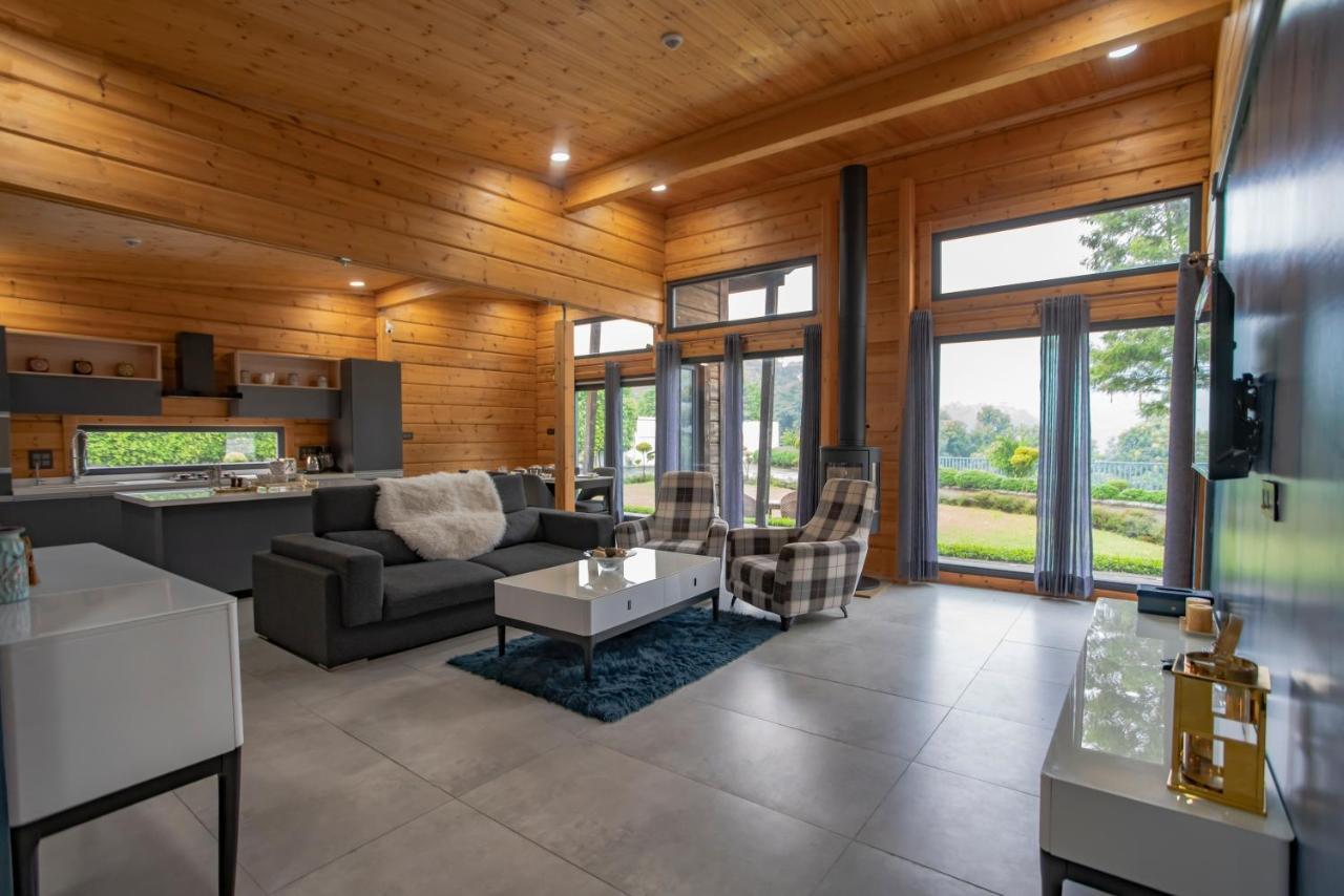 Saffronstays Paradise Pines, Dehradun - Cliff Villa With Valley & Forest Views Экстерьер фото